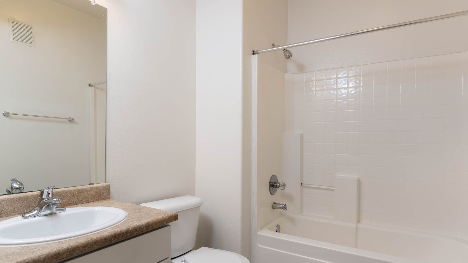 Ridgewood Village Apartments 9 of 17