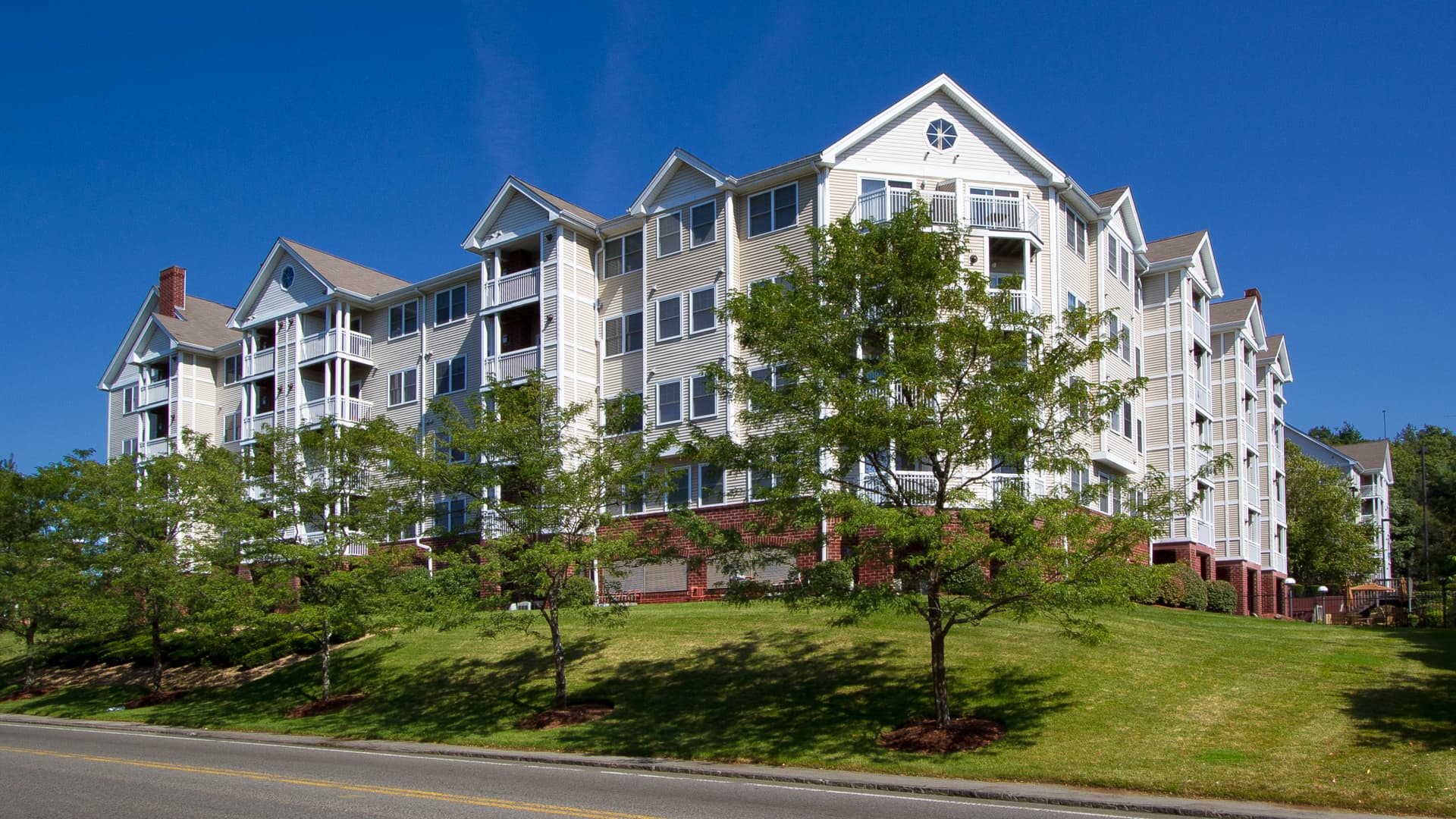 Rosecliff Apartments 1 of 55