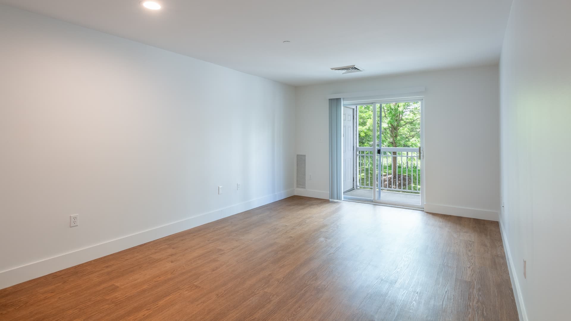 Rosecliff Apartments 2 of 10