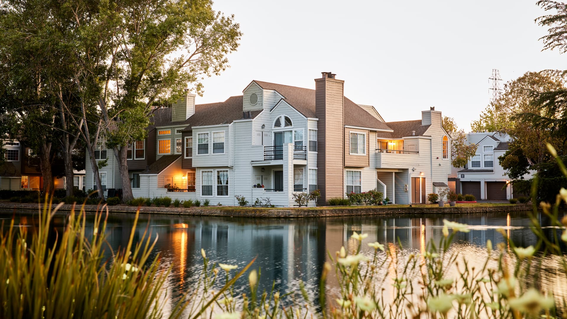 Schooner Bay Apartment Homes 1 of 37