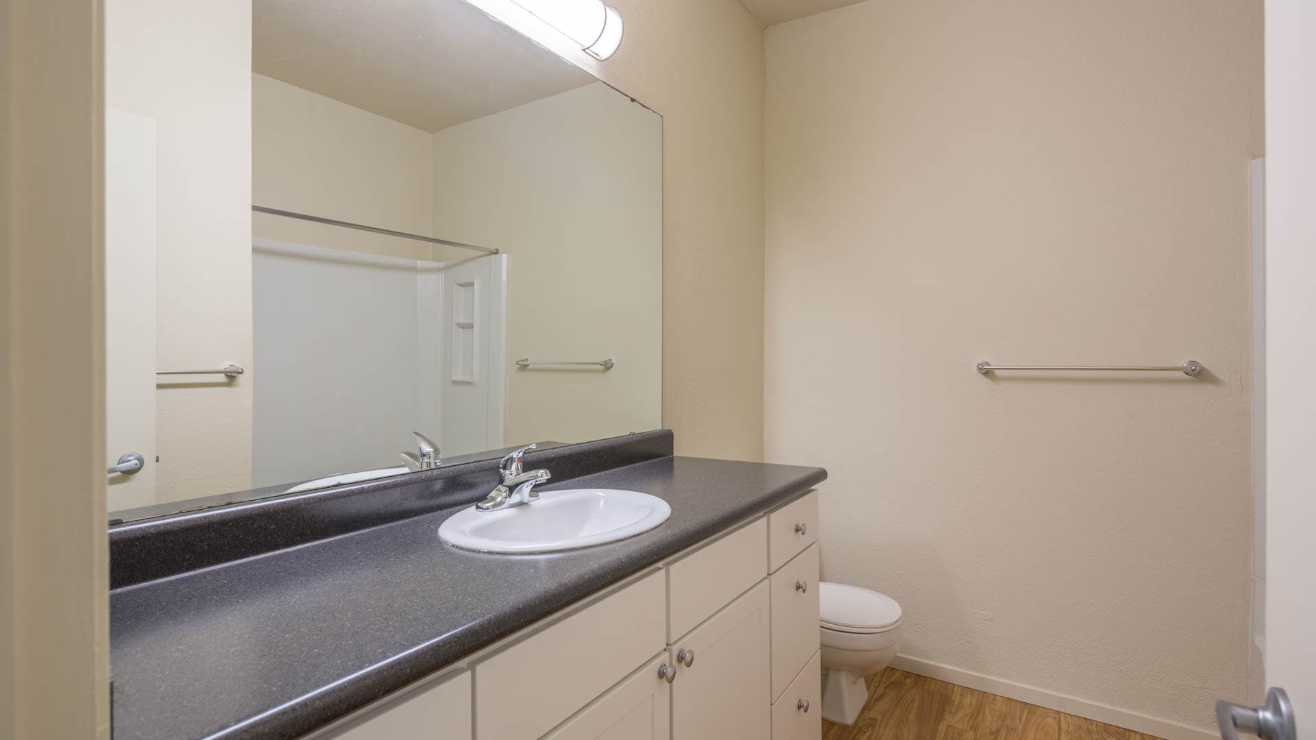 Schooner Bay Apartment Homes 2 of 37