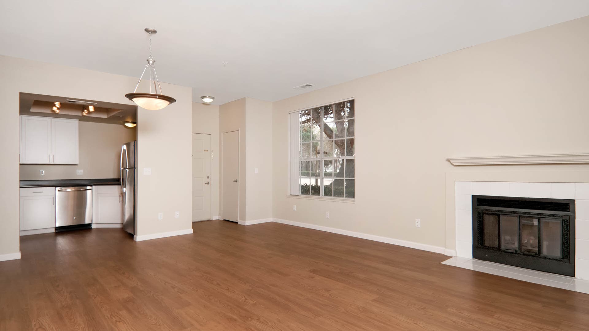 Schooner Bay Apartment Homes 4 of 37
