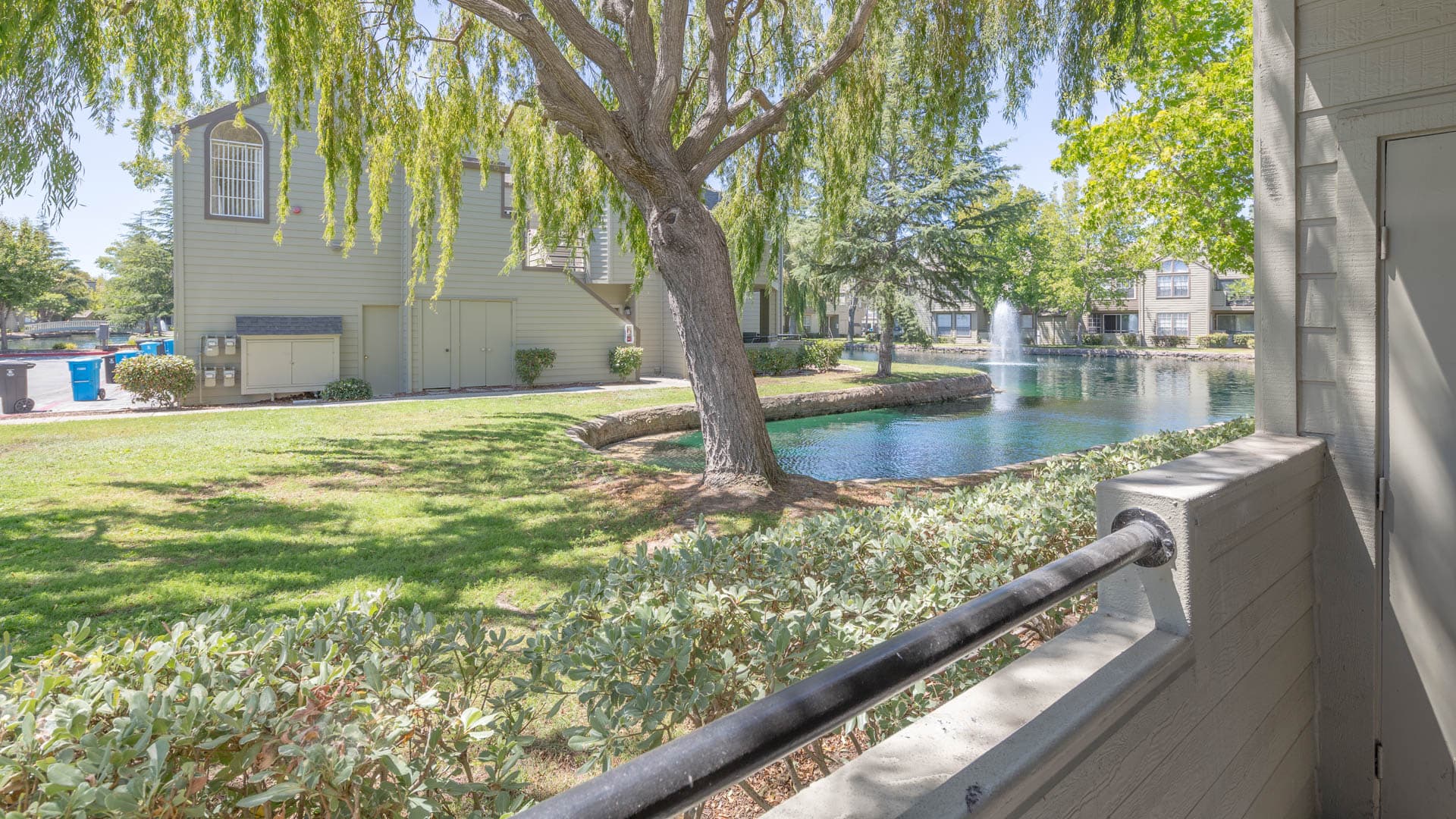 Schooner Bay Apartment Homes 1 of 5