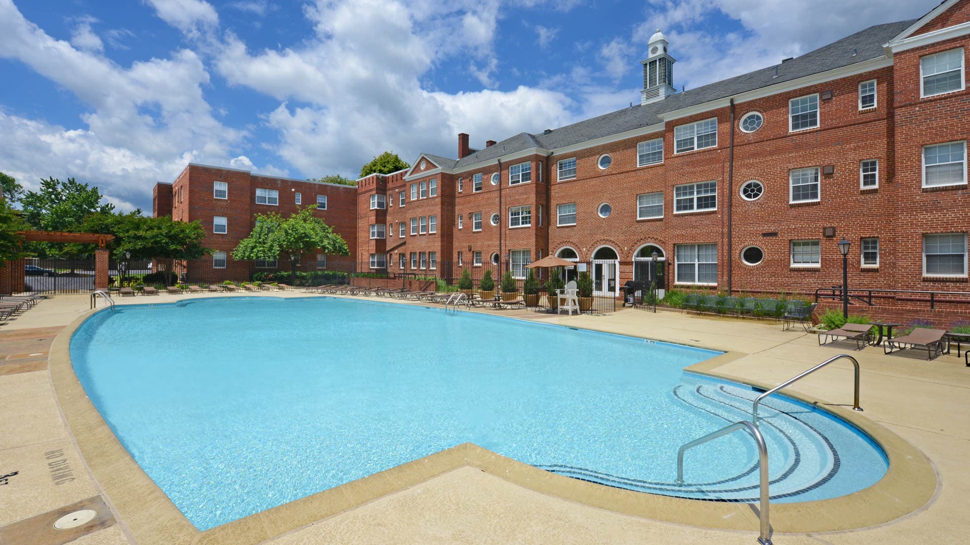 Sheffield Court Apartments 44 of 55