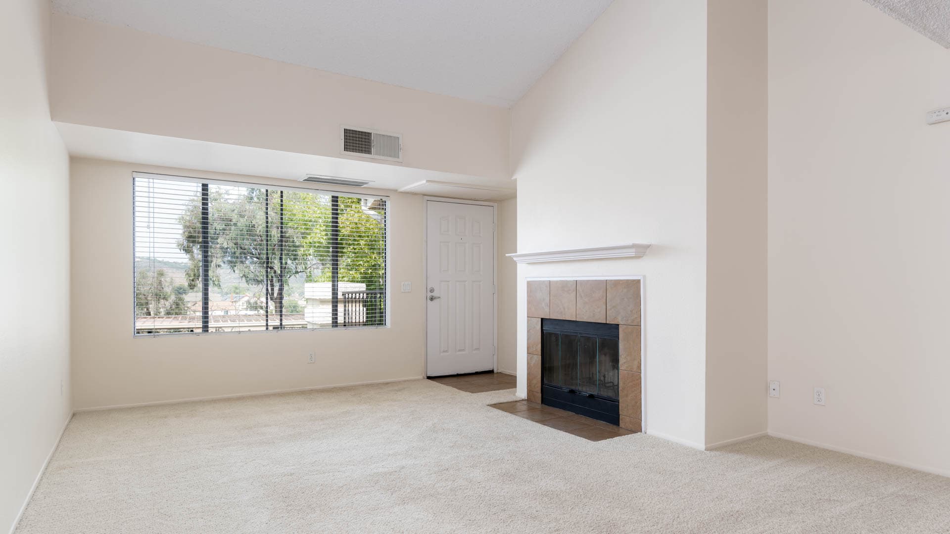 Montierra Apartments 2 of 13