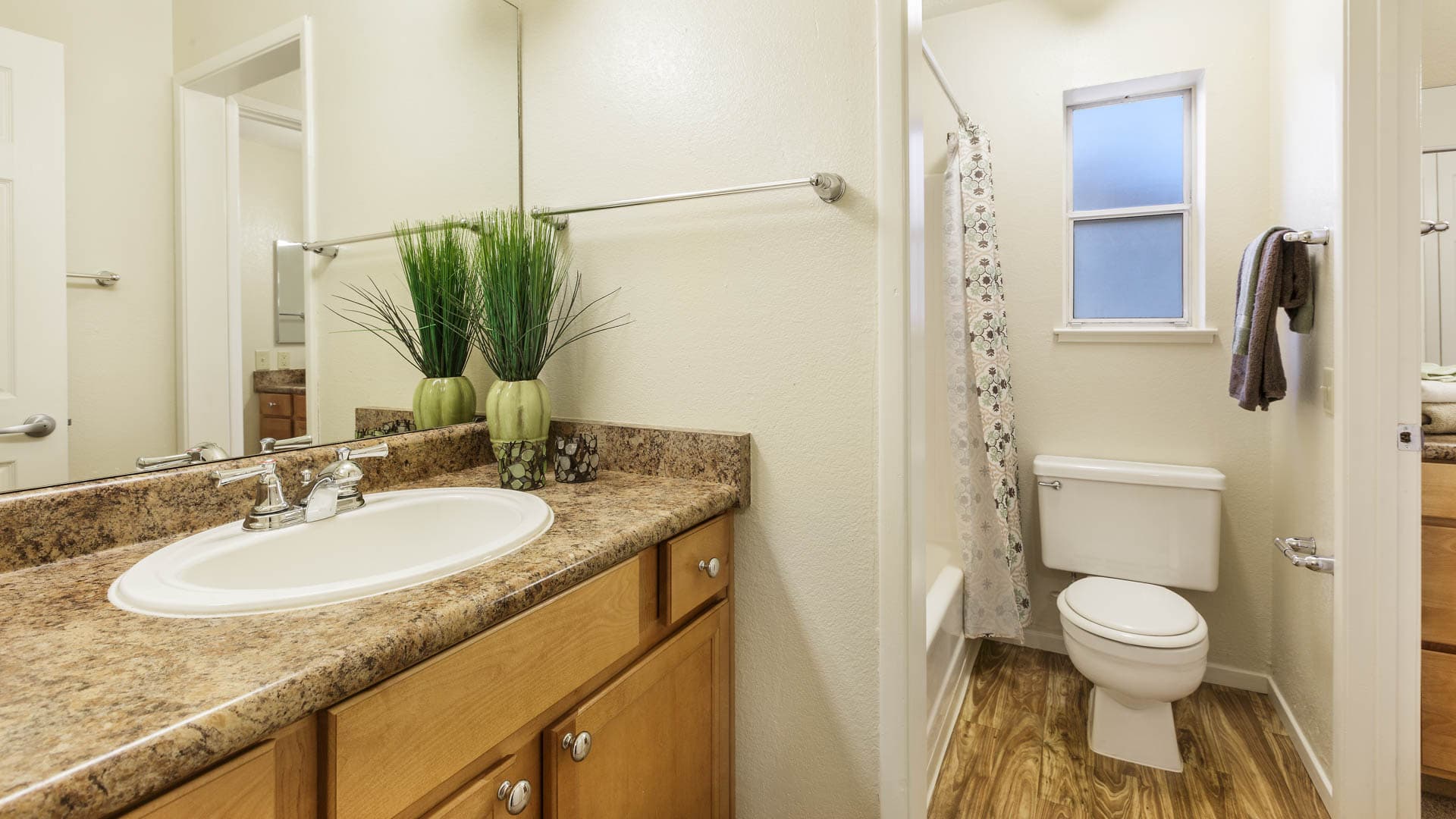 Canyon Creek Apartments 1 of 6