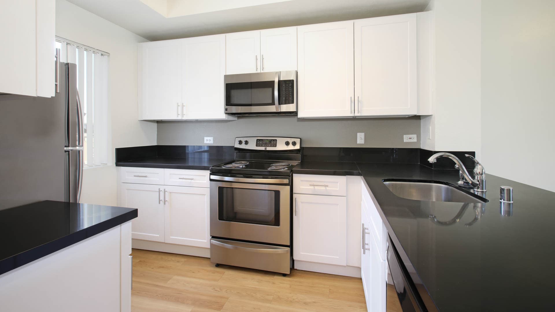 Toscana Apartments 5 of 11