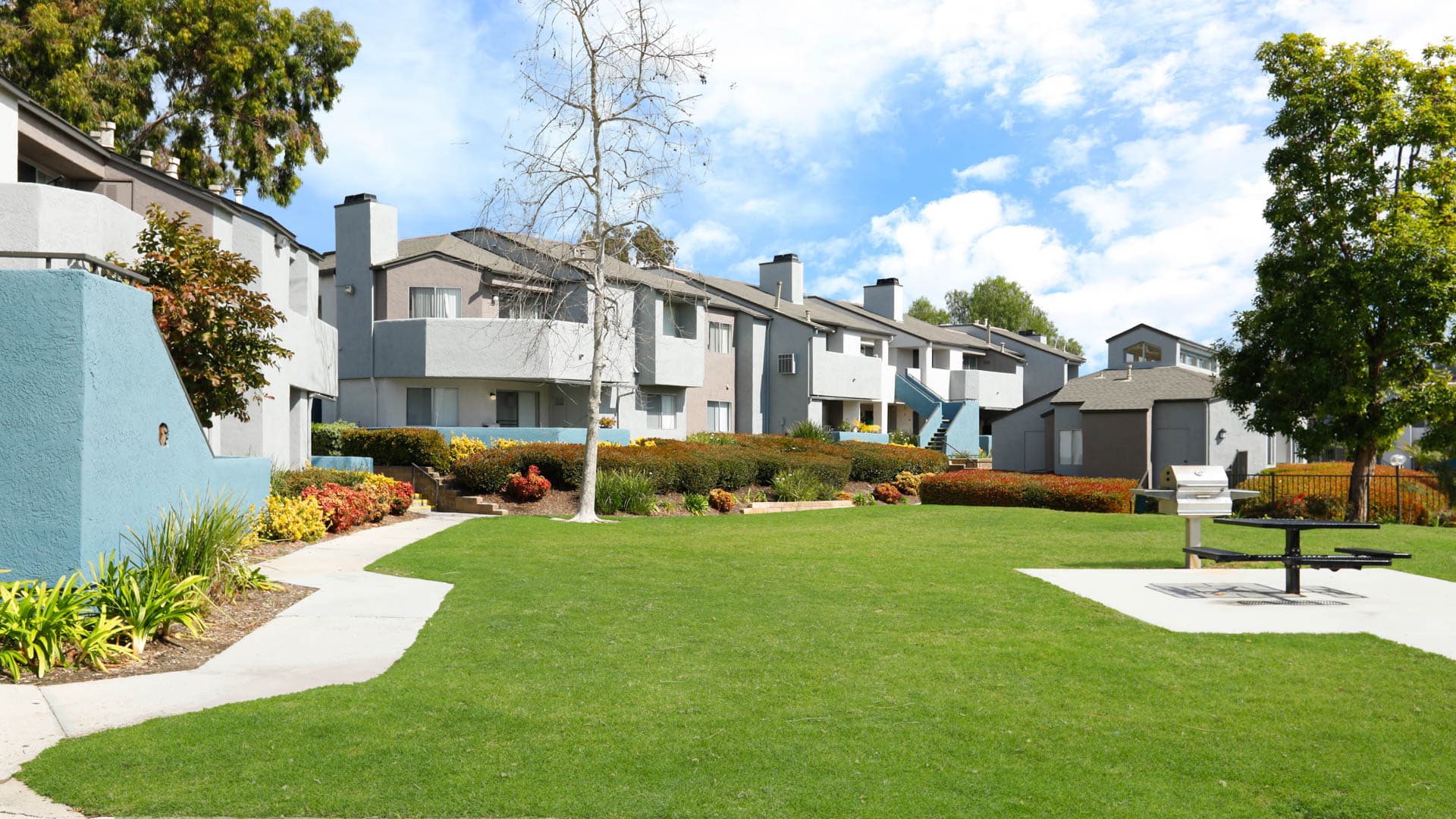 Villa Solana Apartments 2 of 8