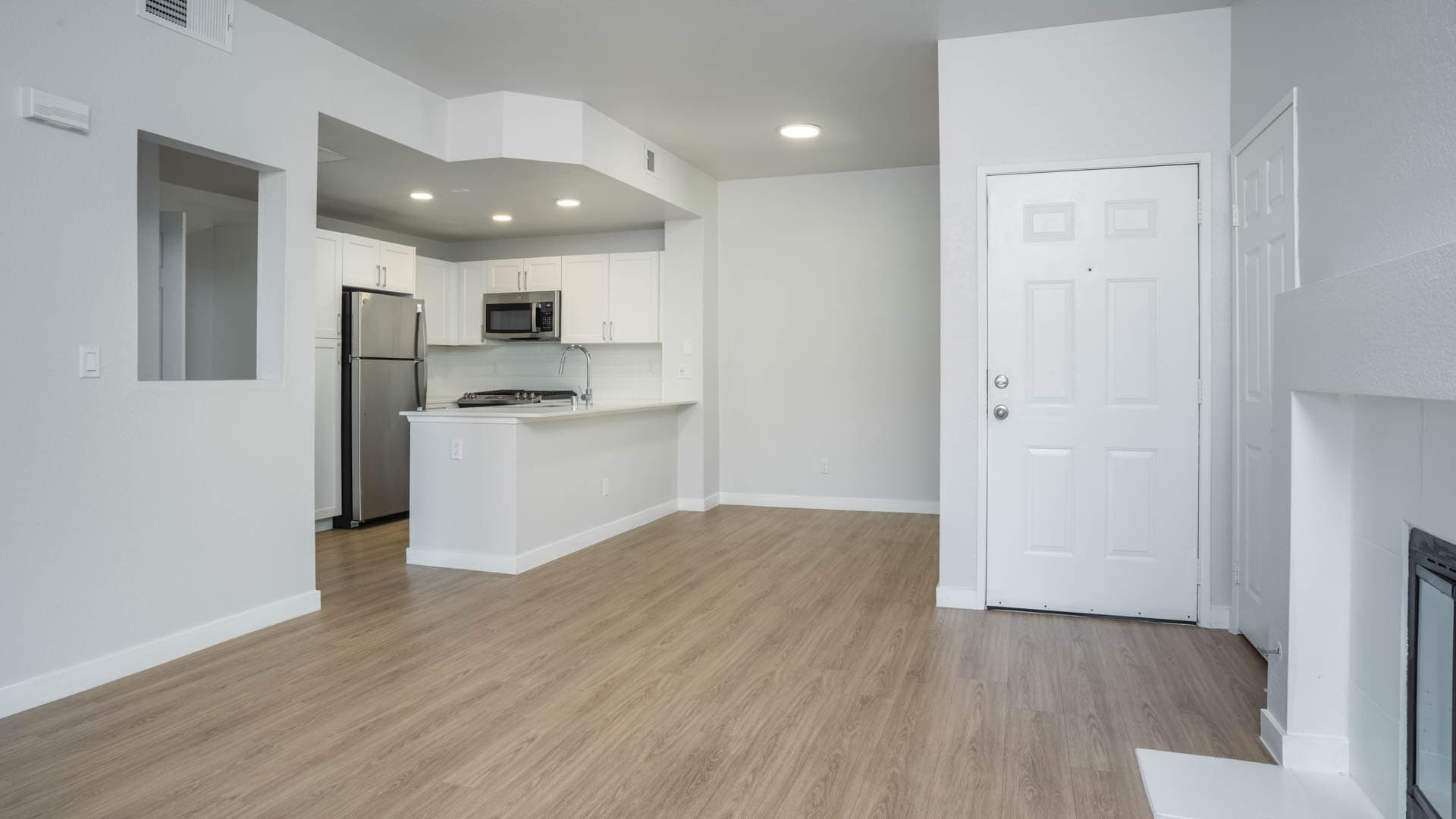 Vista Del Lago Apartments 12 of 104