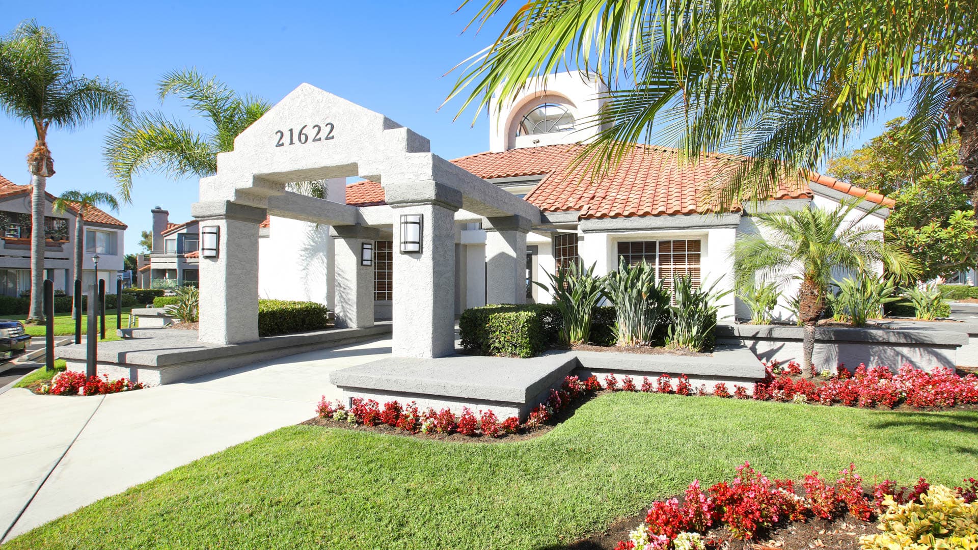 Vista Del Lago Apartments 1 of 104