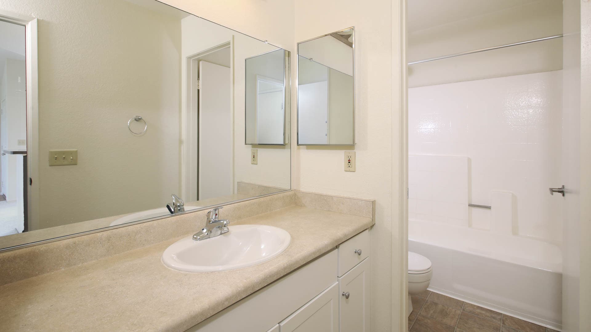 Vista Del Lago Apartments 96 of 104