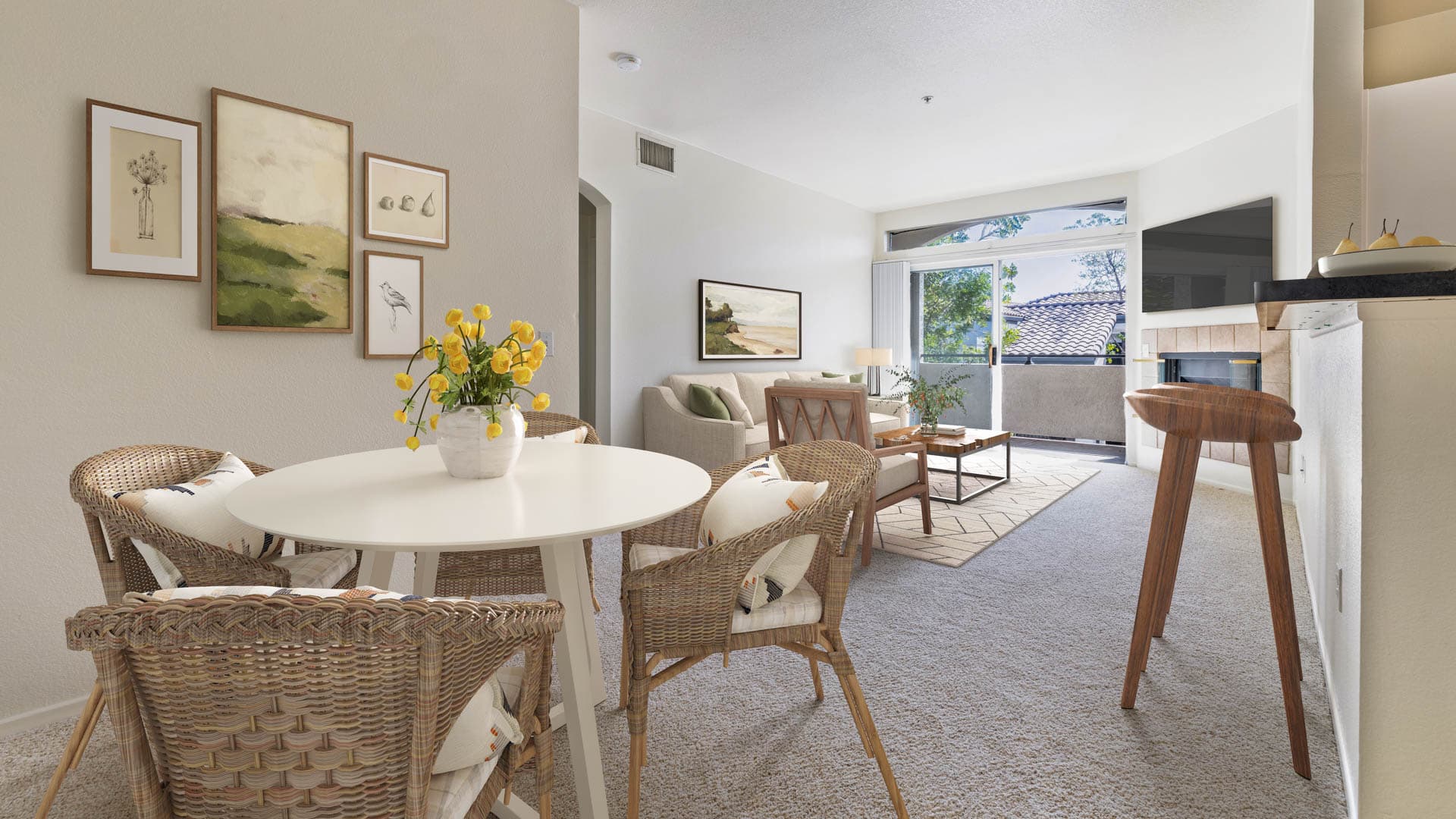 Centre Club Apartments 9 of 12