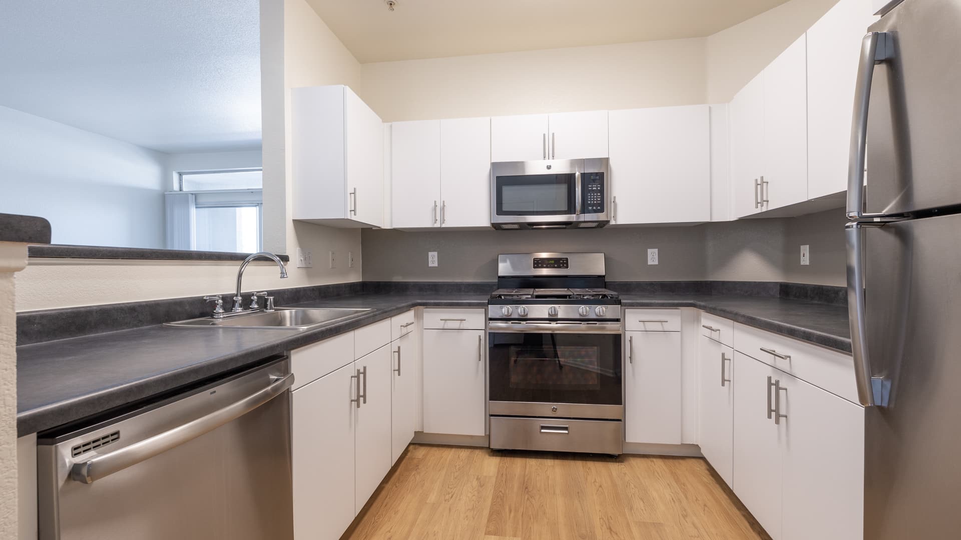 Centre Club Apartments 1 of 6