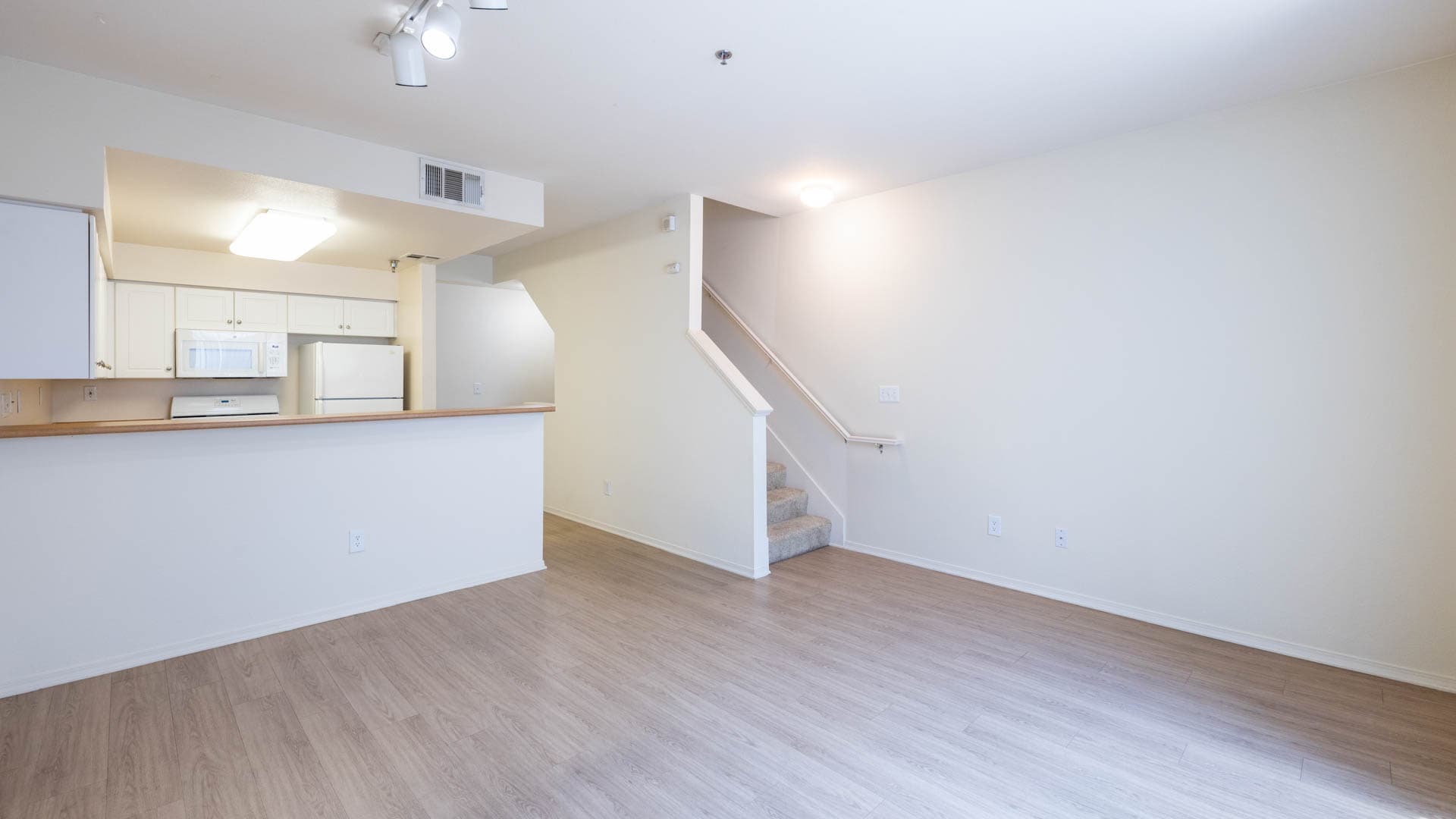 Artisan Square Apartments 6 of 10