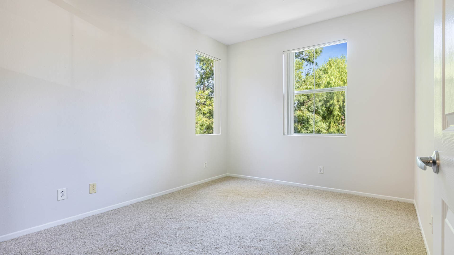 The Oaks Apartments 4 of 11
