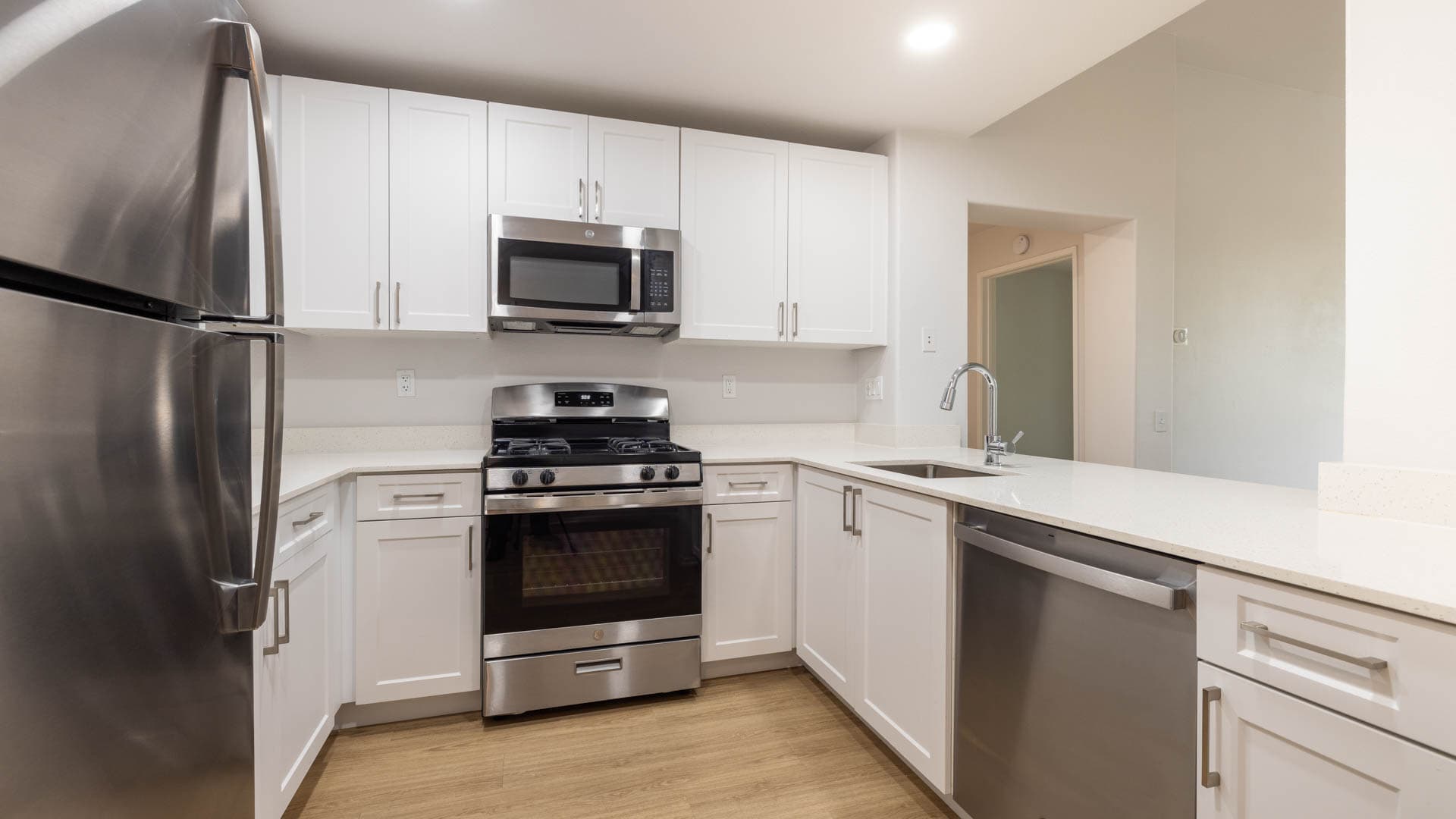 The Oaks Apartments 3 of 12