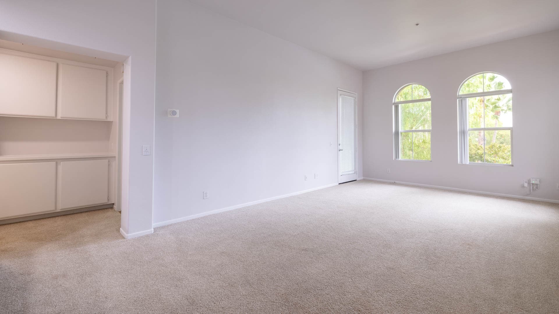 The Oaks Apartments 2 of 12