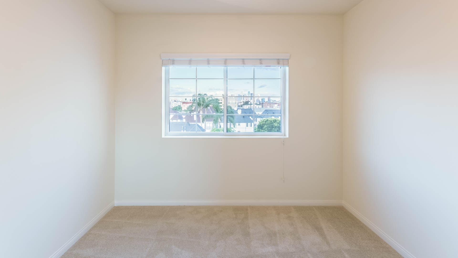 Versailles Koreatown Apartments 3 of 17
