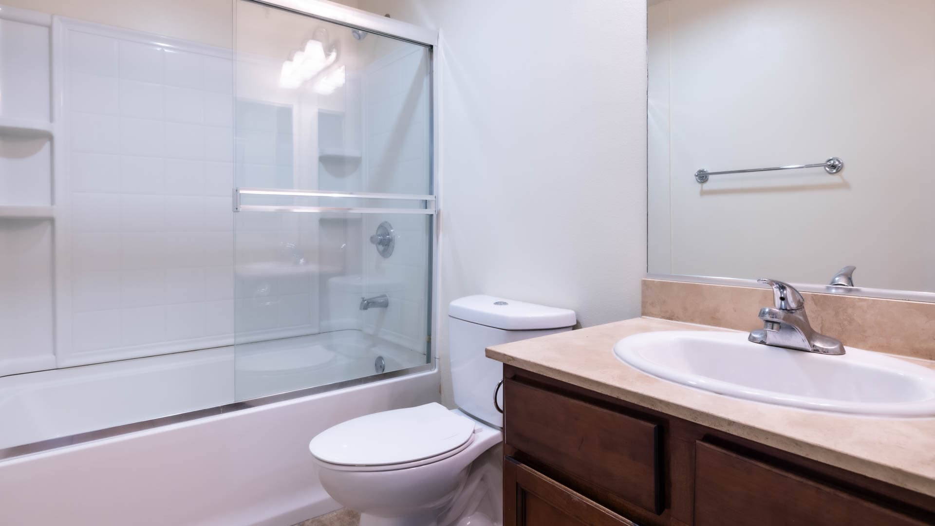 Versailles Koreatown Apartments 2 of 12