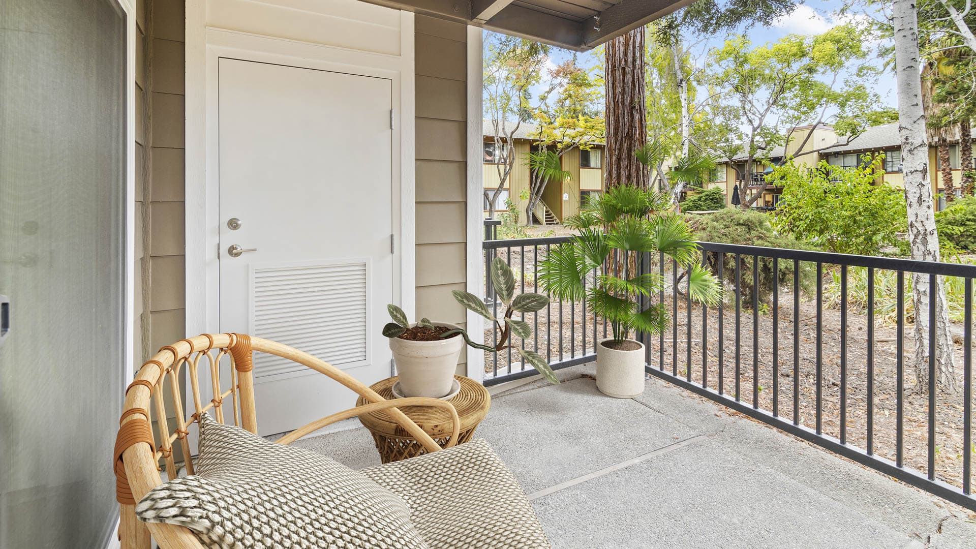 Lorien Ivy Apartments 5 of 13
