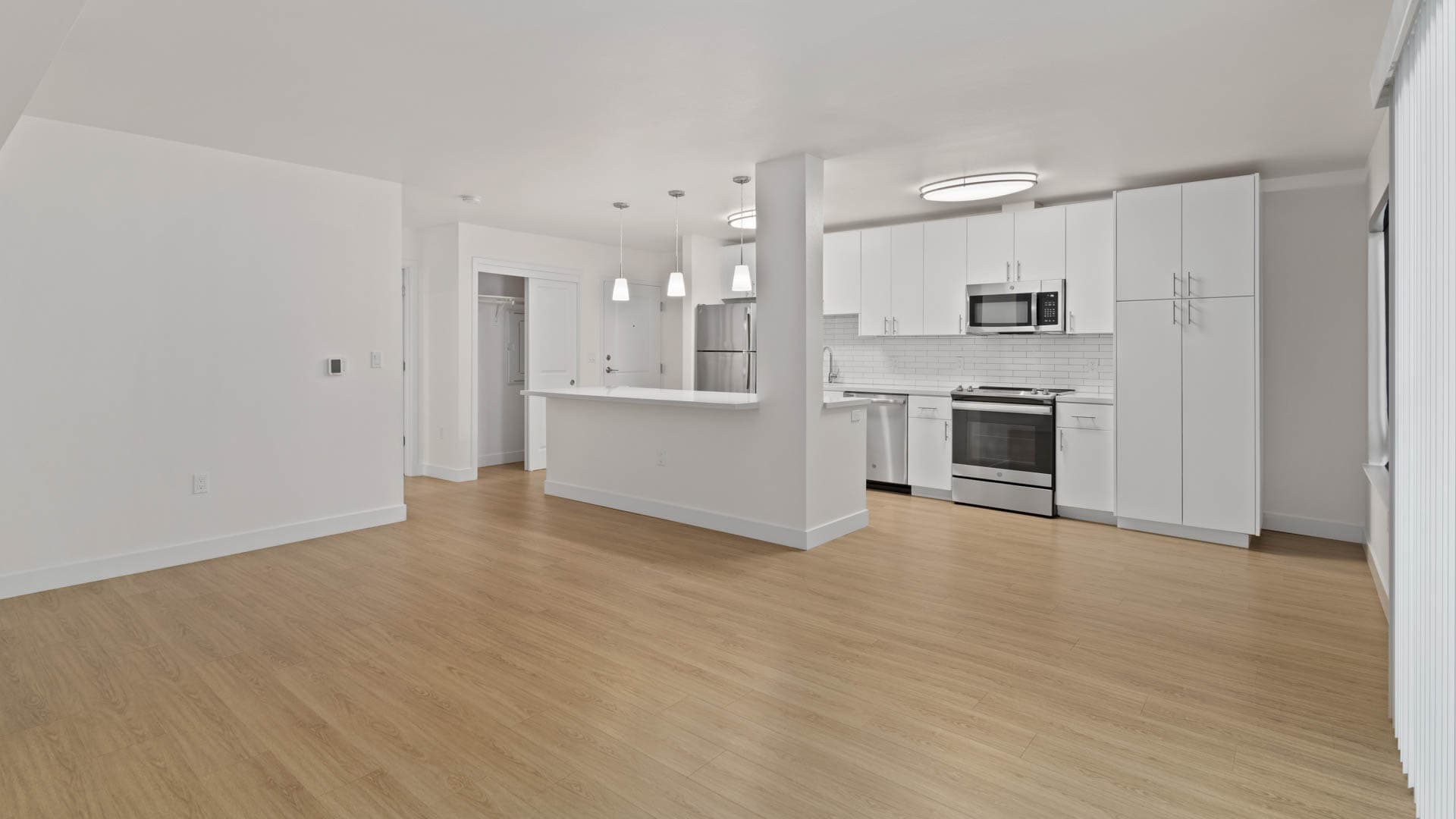 Lorien Ivy Apartments 4 of 6