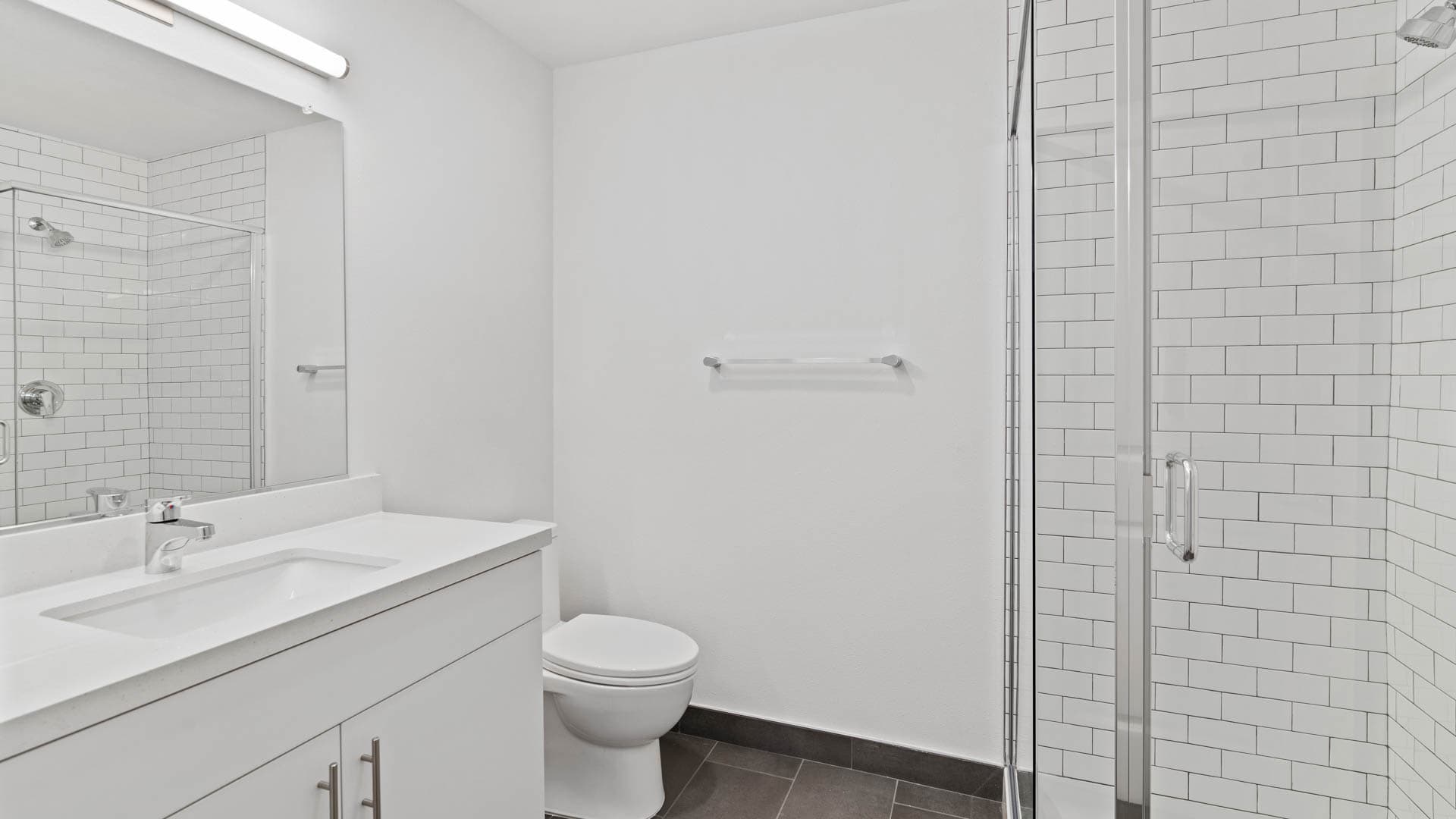 Lorien Ivy Apartments 4 of 12