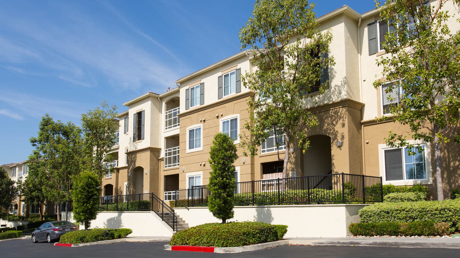 Bella Vista At Warner Ridge Apartments 1 of 43
