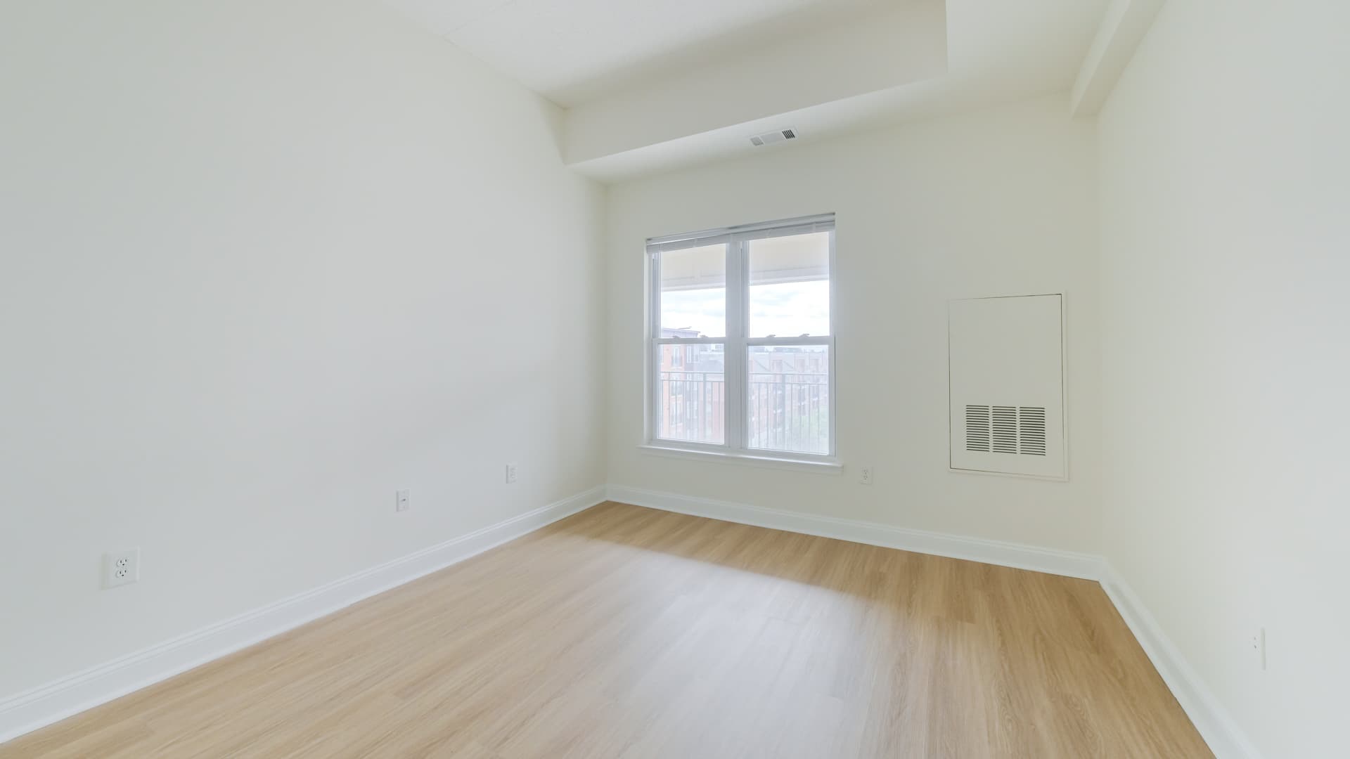 Hudson Point Apartments 5 of 12