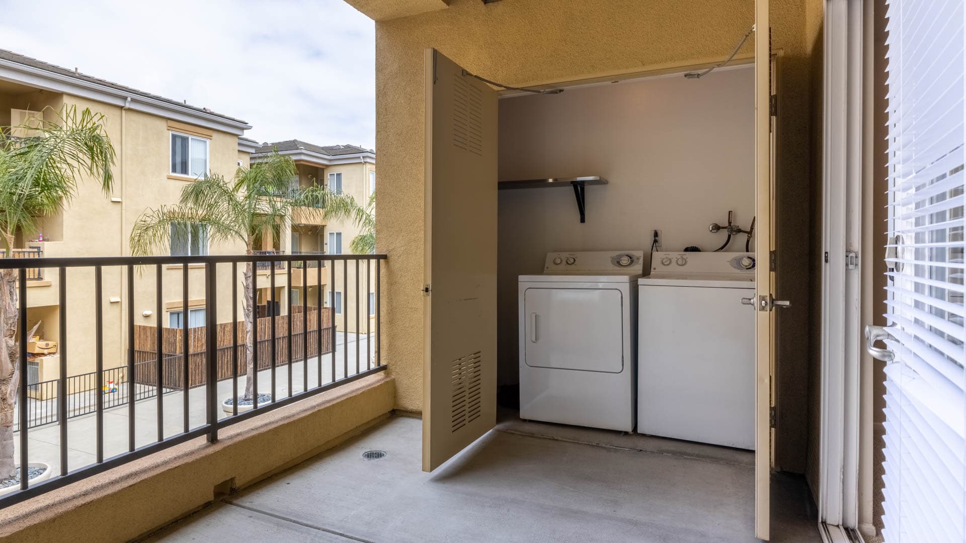 Bay Hill Apartments 4 of 6
