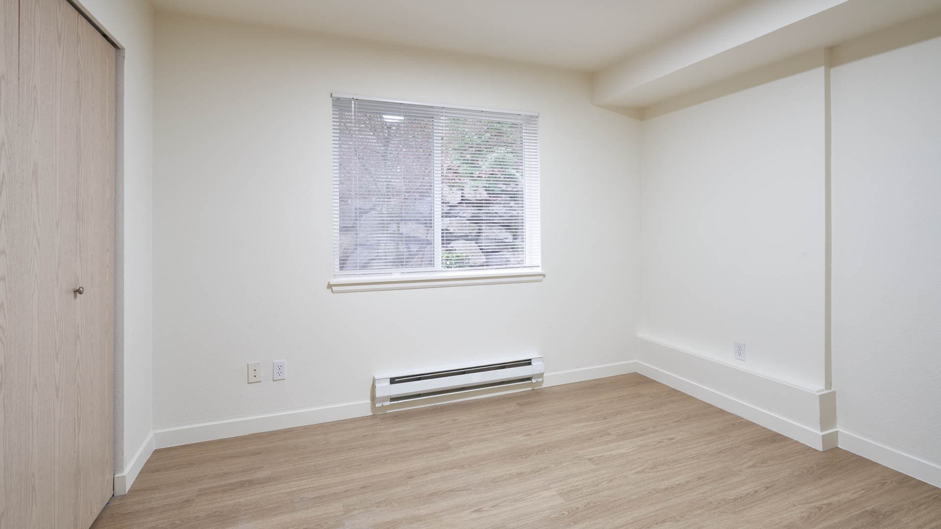 Ivorywood Apartments 2 of 10