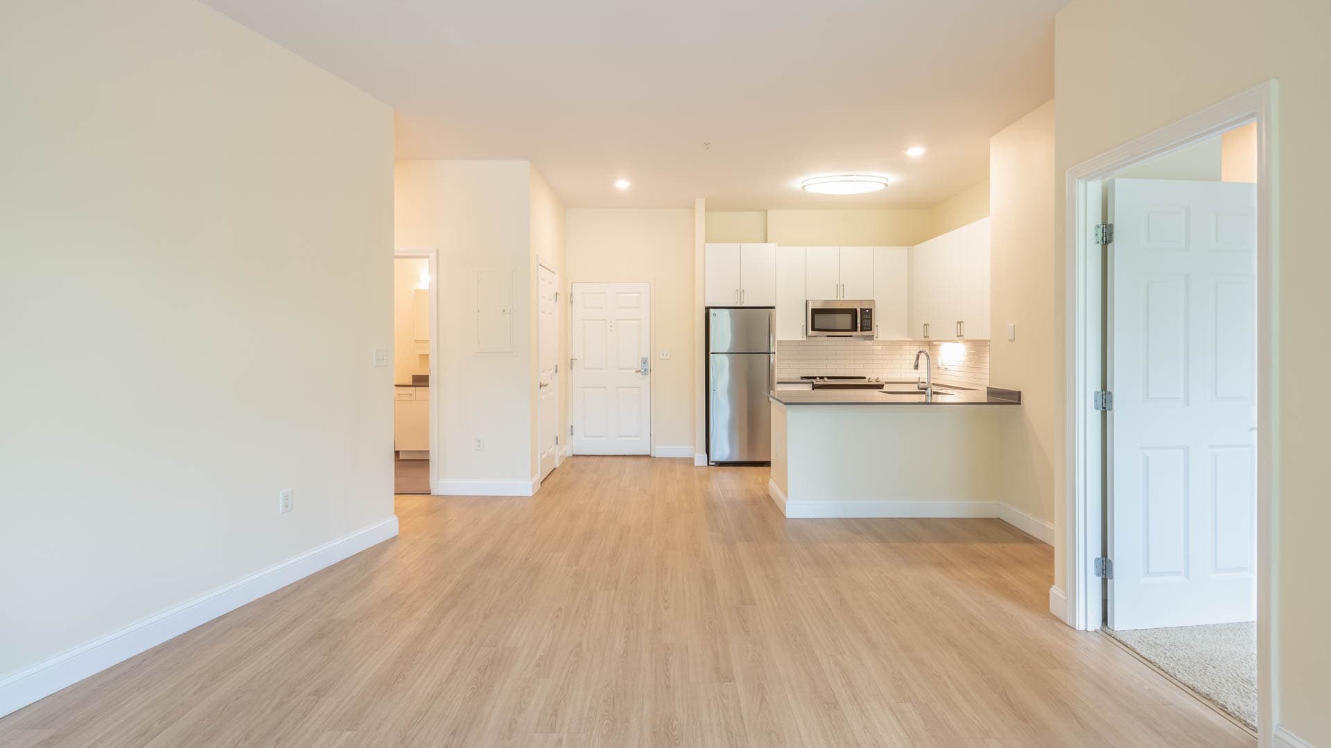 Longview Place Apartments 3 of 8