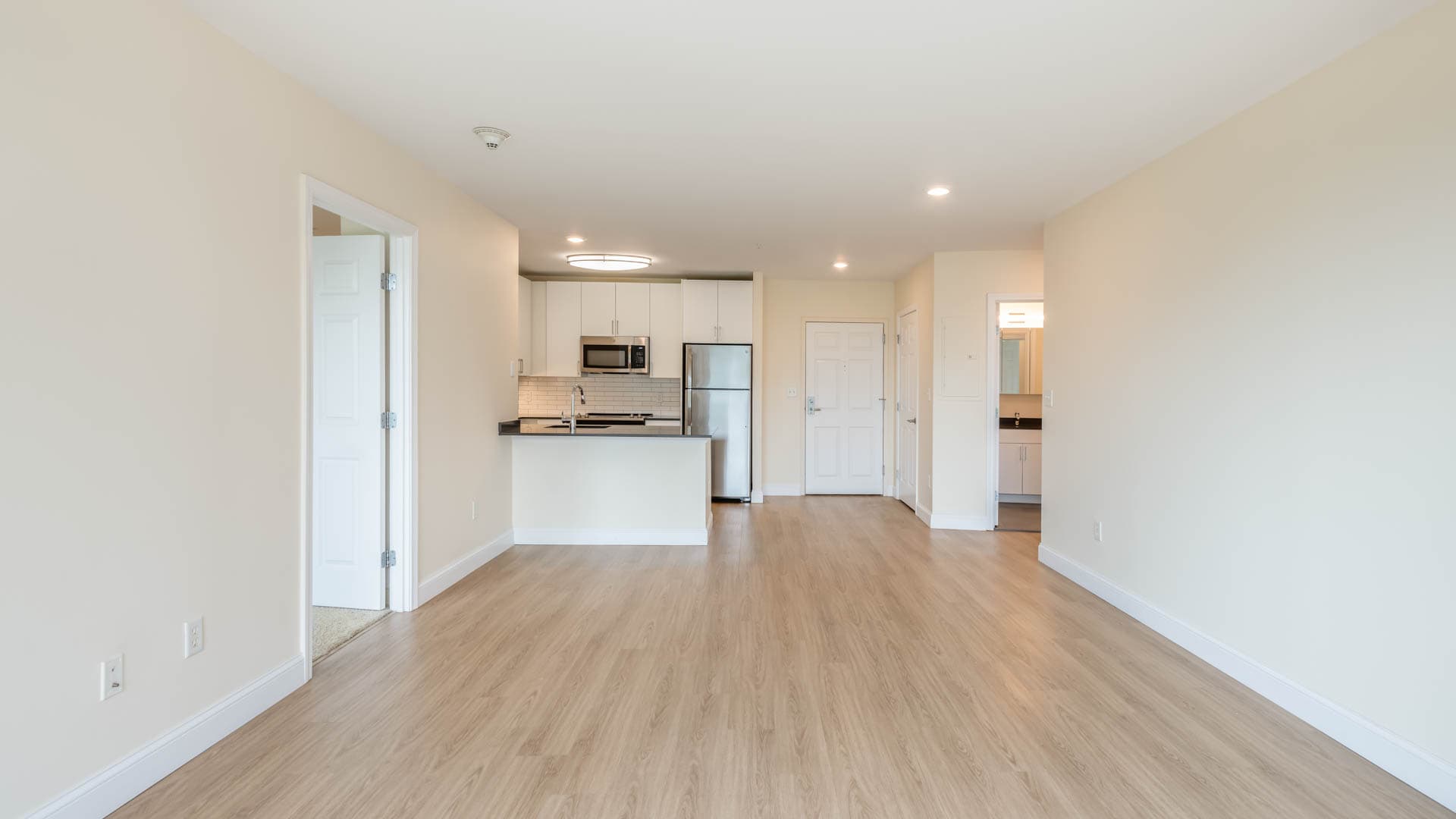 Longview Place Apartments 4 of 8