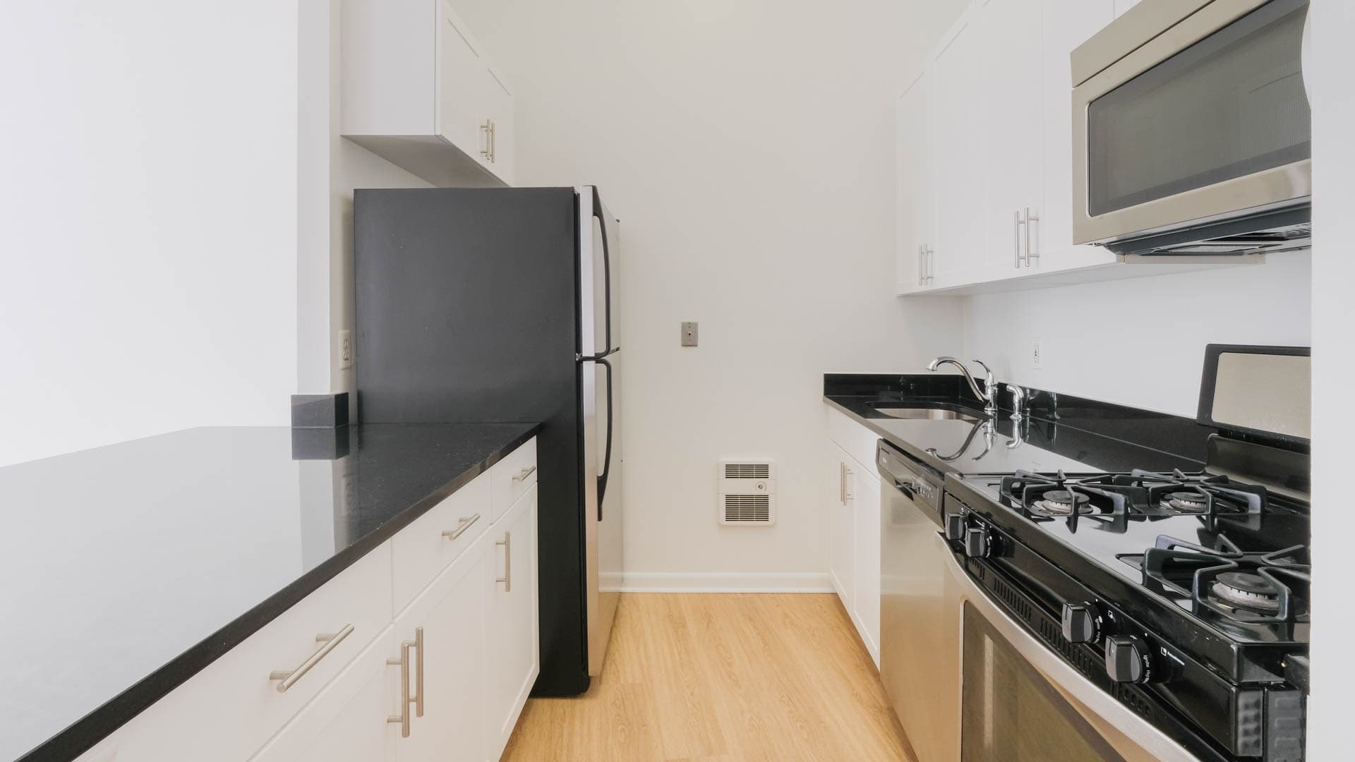 71 Broadway Apartments 5 of 11