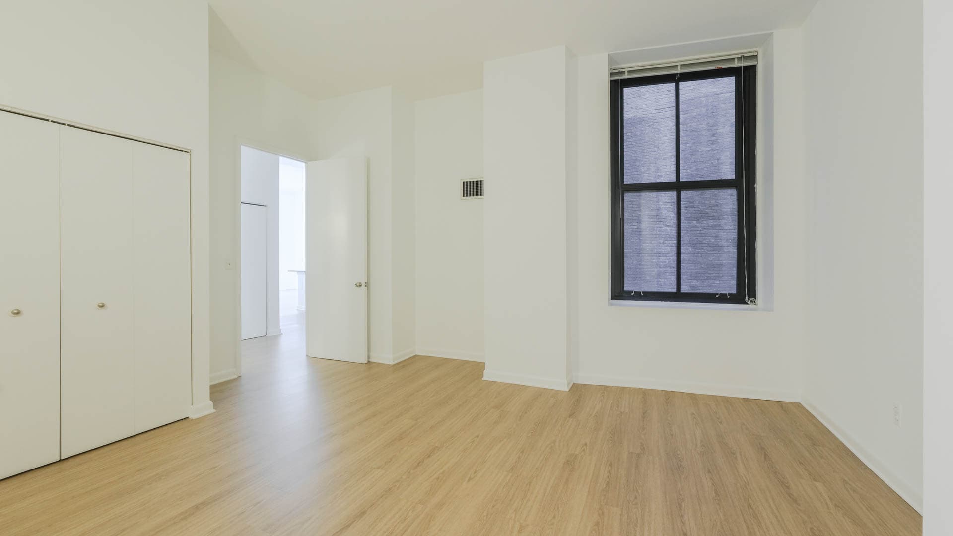 71 Broadway Apartments 4 of 11