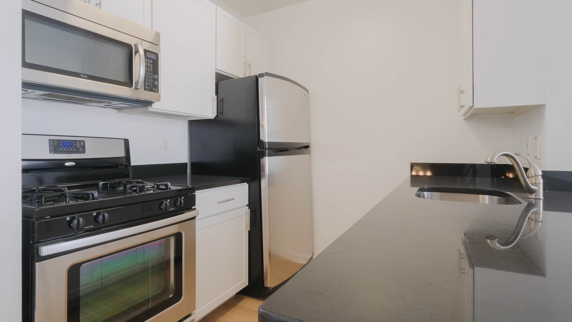 71 Broadway Apartments 3 of 8