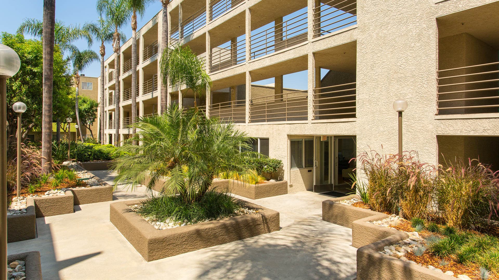 Hampshire Place Apartments 33 of 34