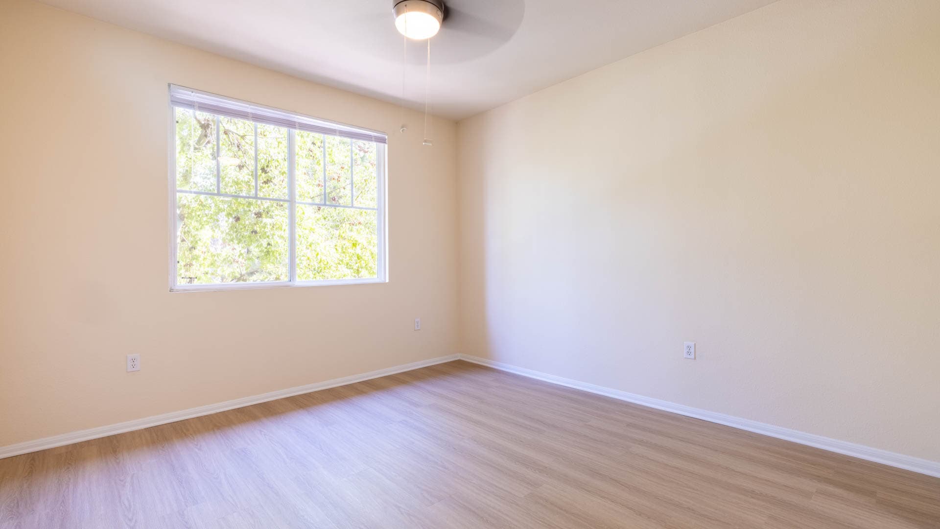 The Reserve at Empire Lakes Apartments 2 of 14