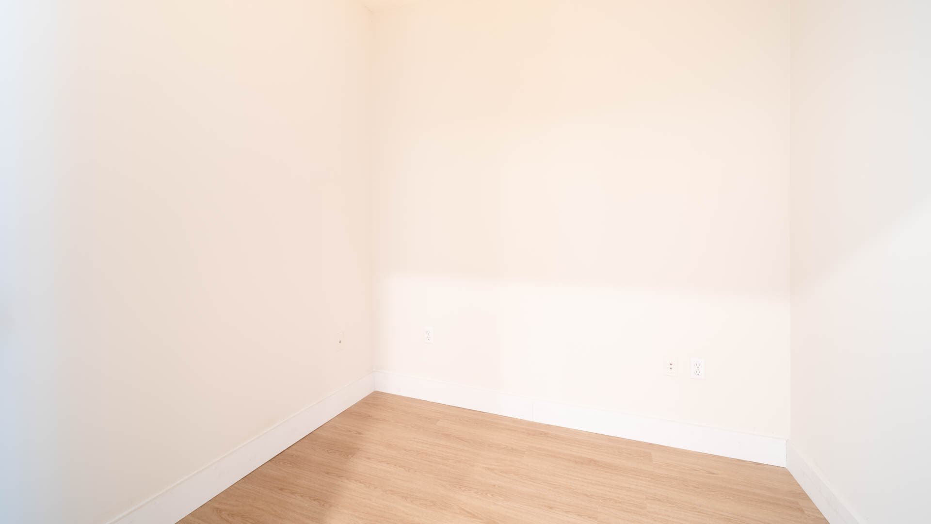 The Pier Apartments 3 of 10