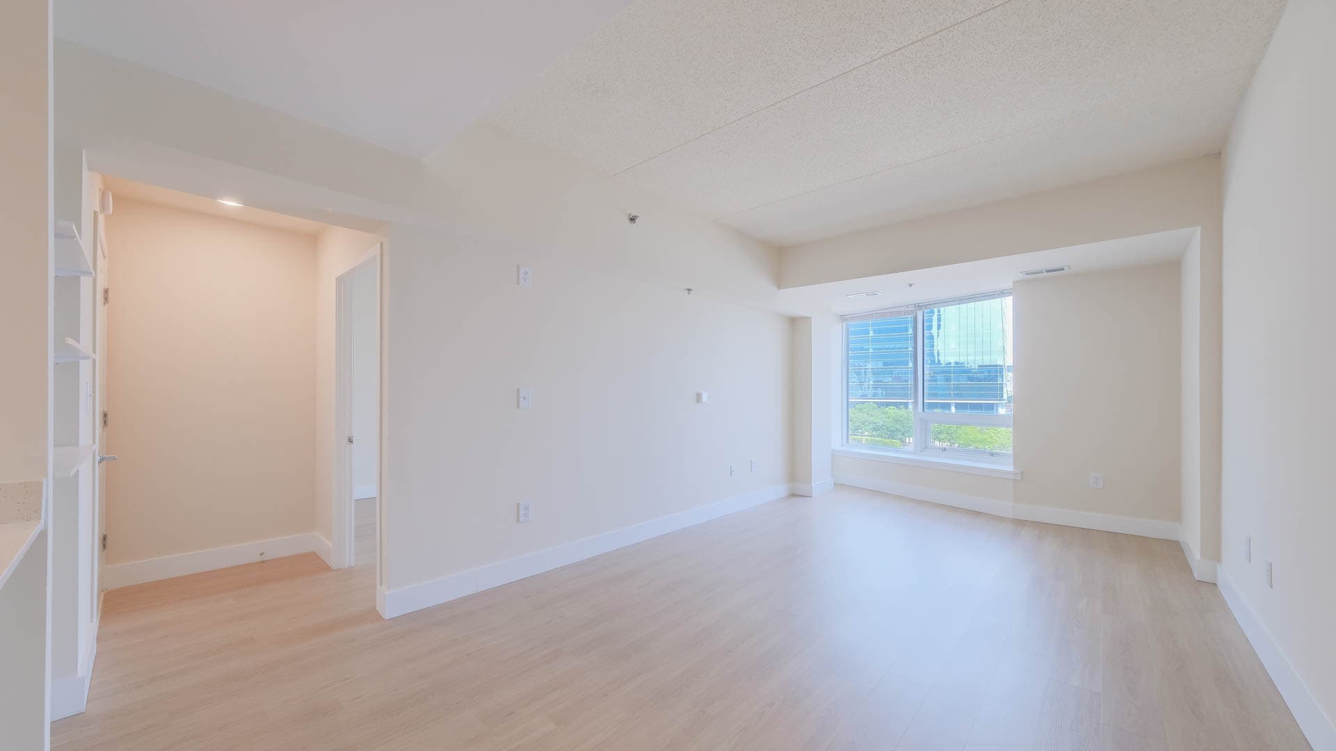 The Pier Apartments 4 of 6