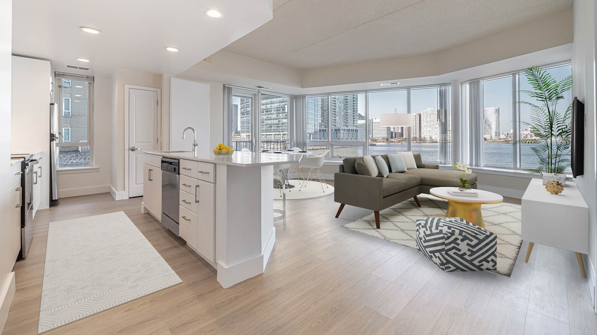 The Pier Apartments 6 of 7