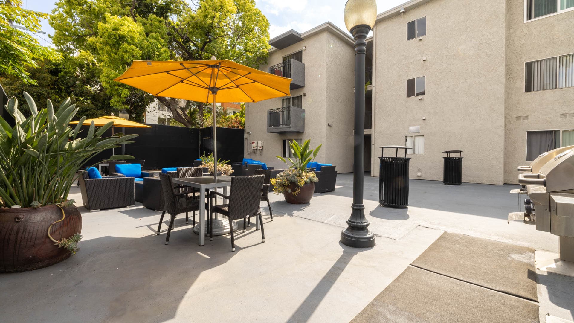 Virgil Square Apartments 28 of 31