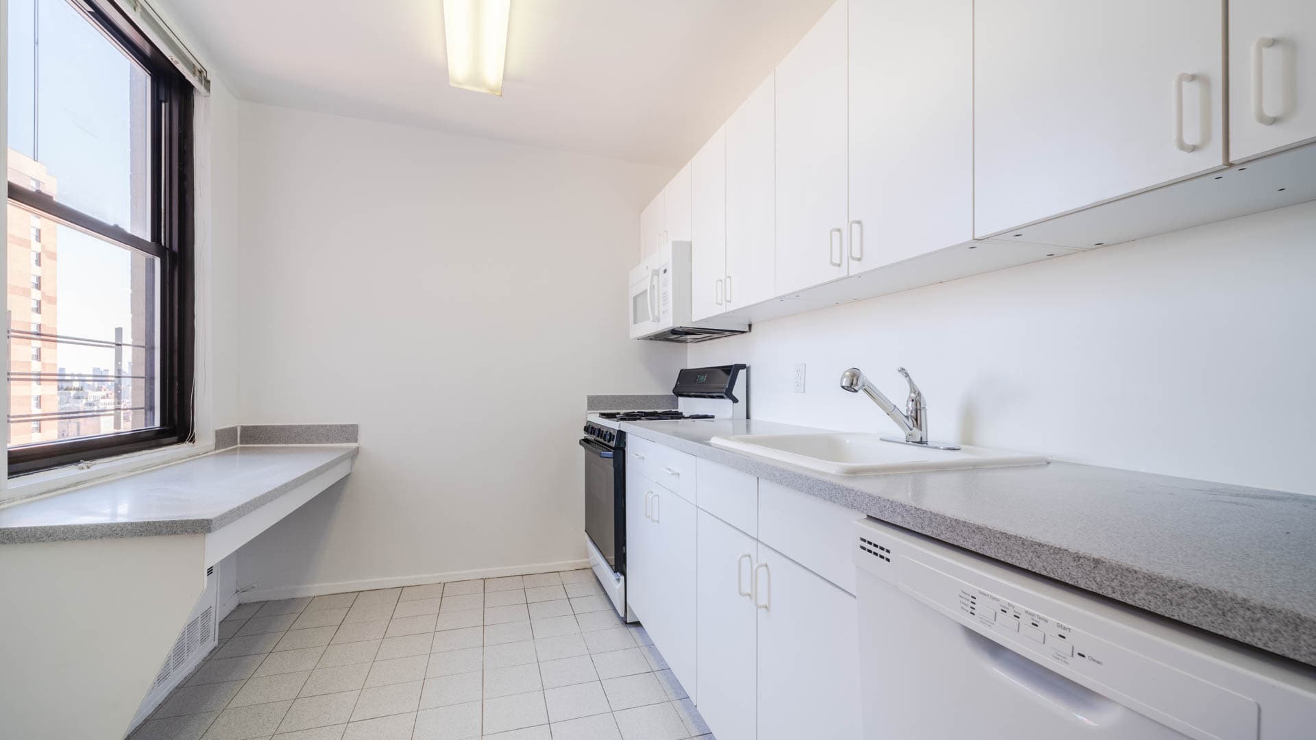 Parc East Apartments 8 of 15
