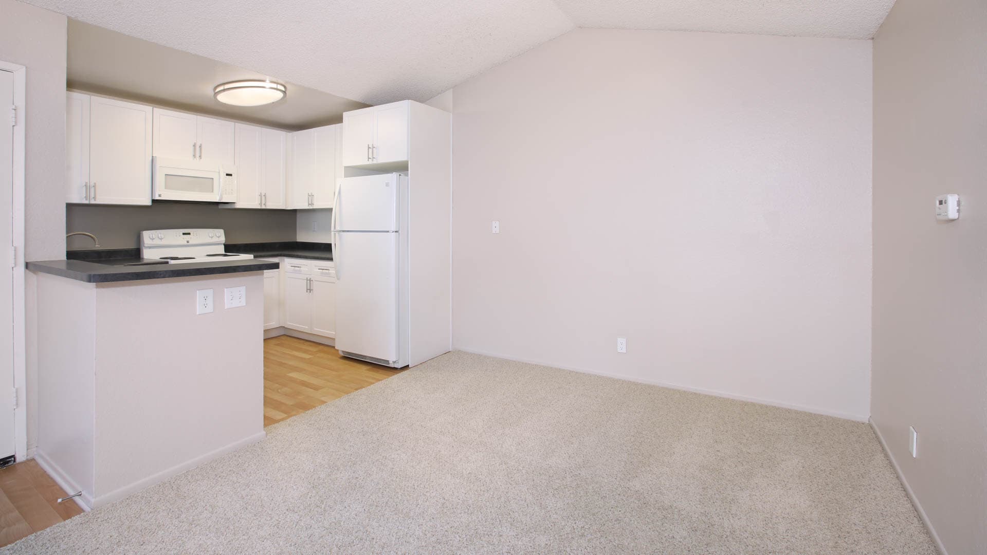 Avanti Apartments 3 of 6