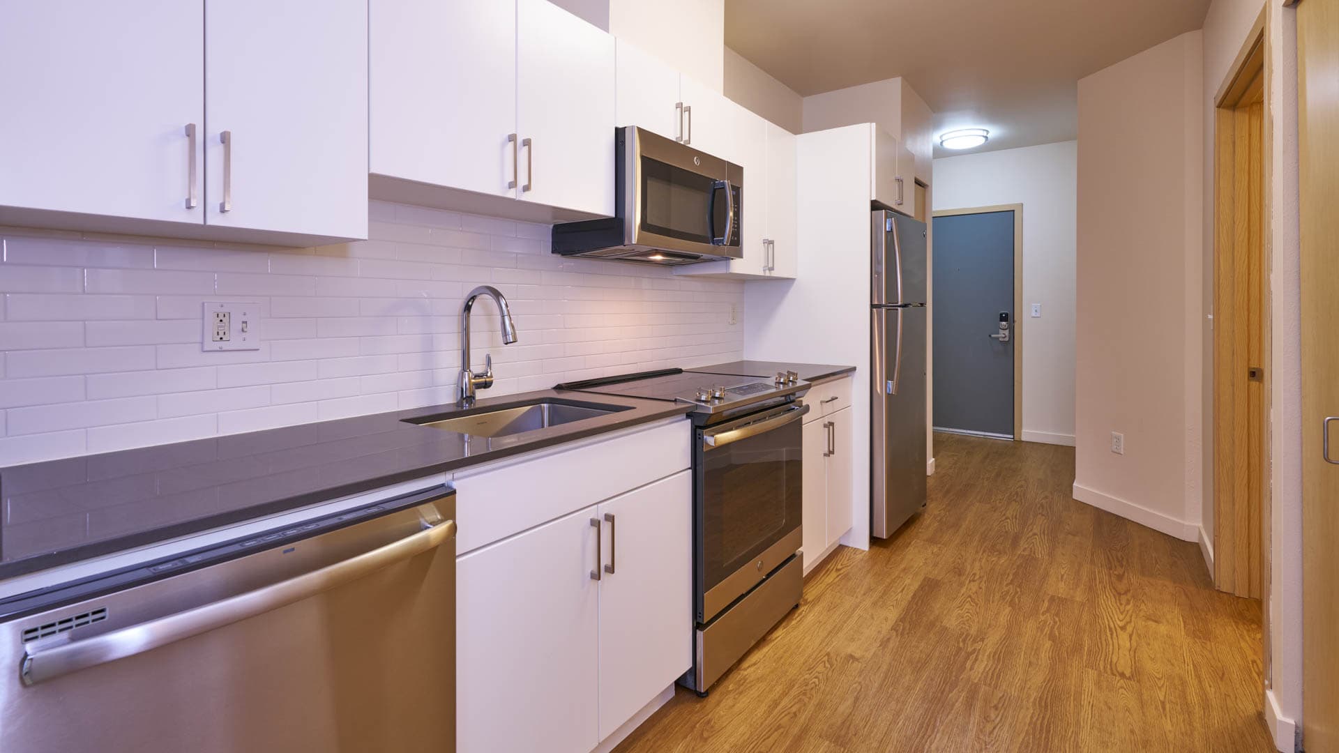 The Heights on Capitol Hill Apartments 4 of 7
