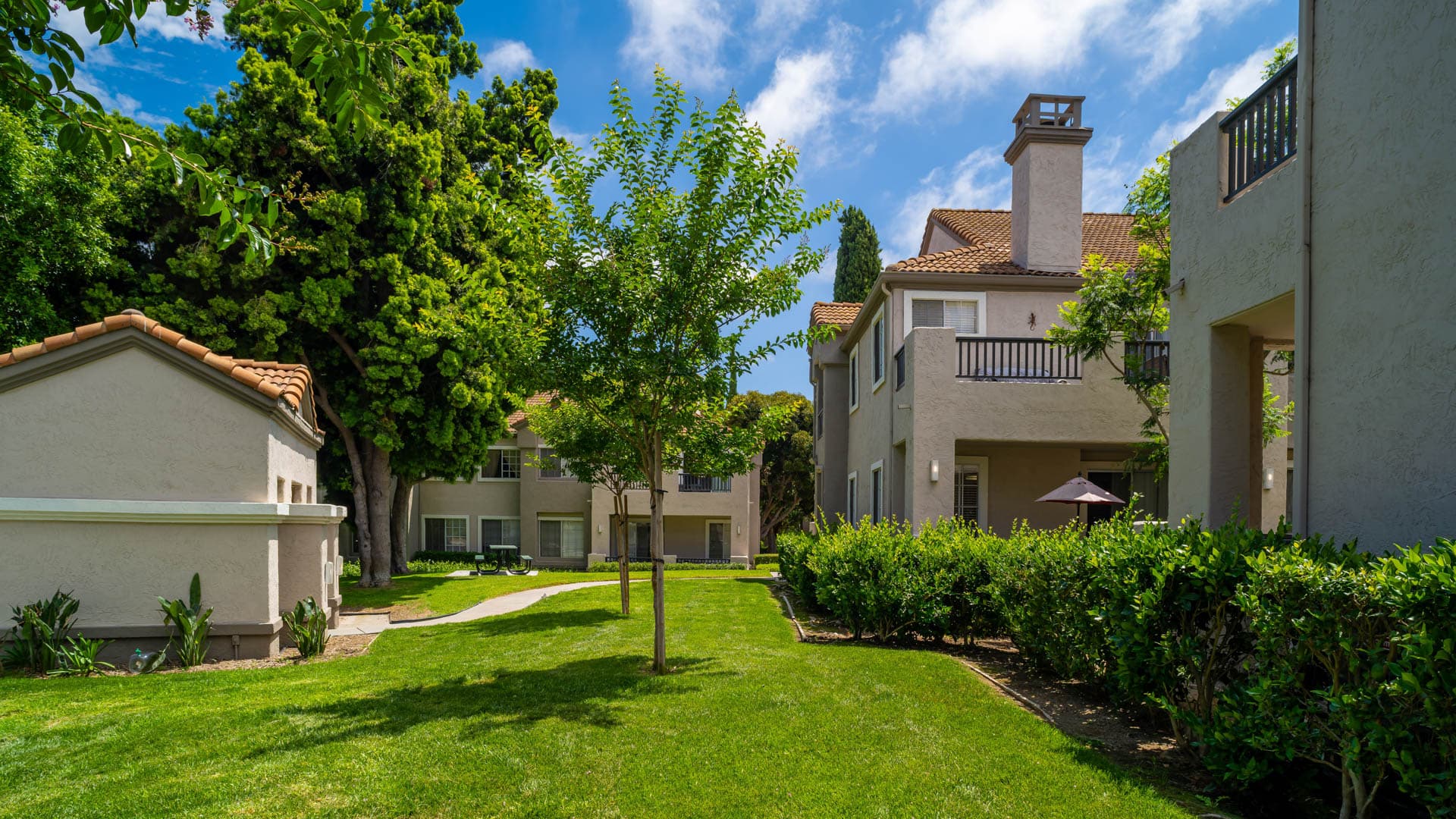 Deerwood Apartments 5 of 36