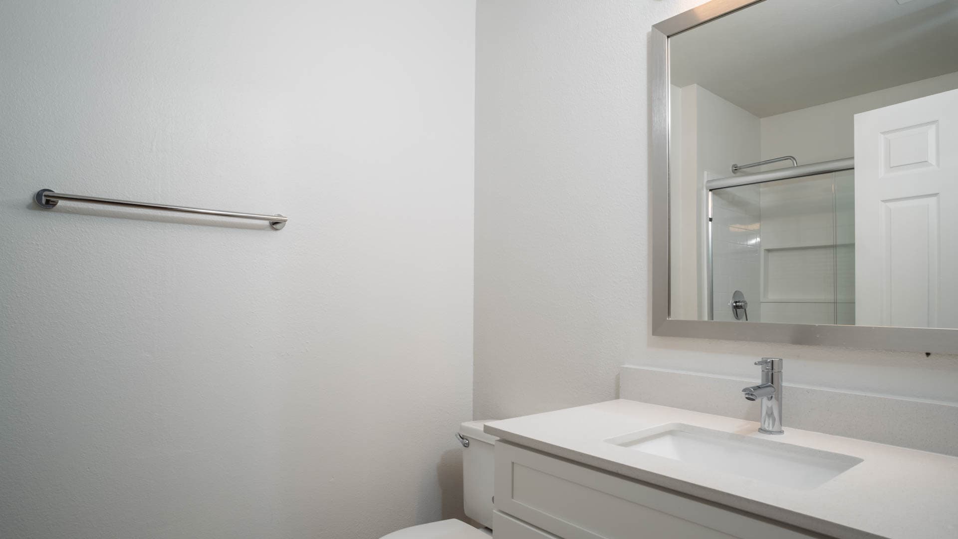 Deerwood Apartments 7 of 15