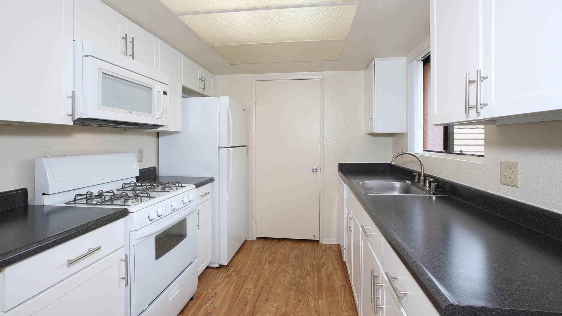 Eagle Canyon Apartments 8 of 35