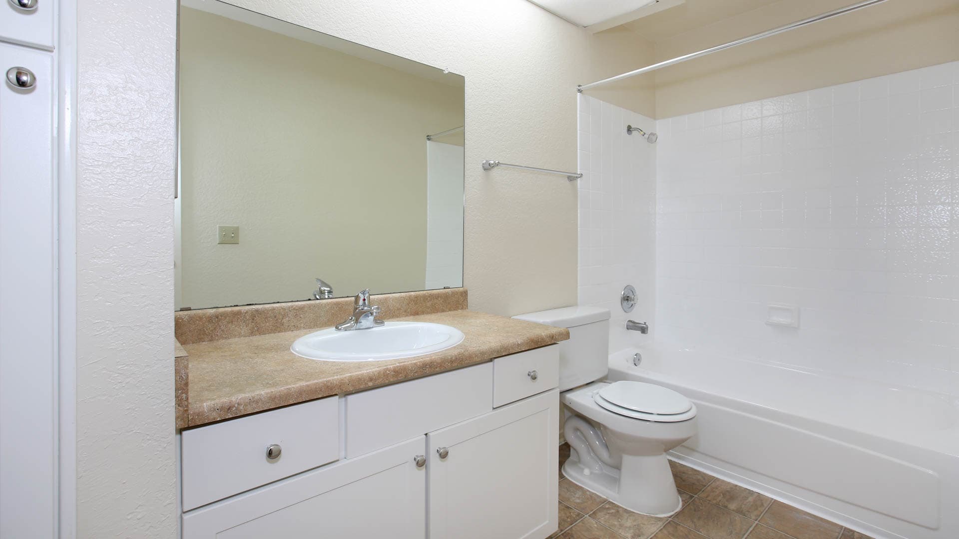Eagle Canyon Apartments 22 of 35