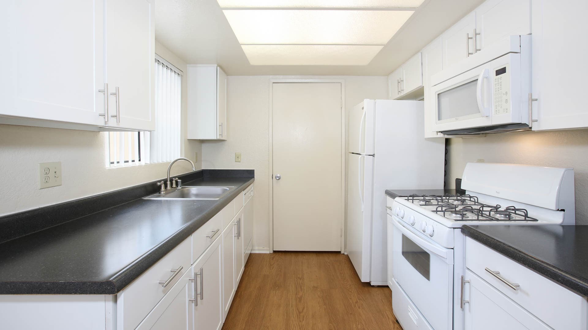 Eagle Canyon Apartments 8 of 12