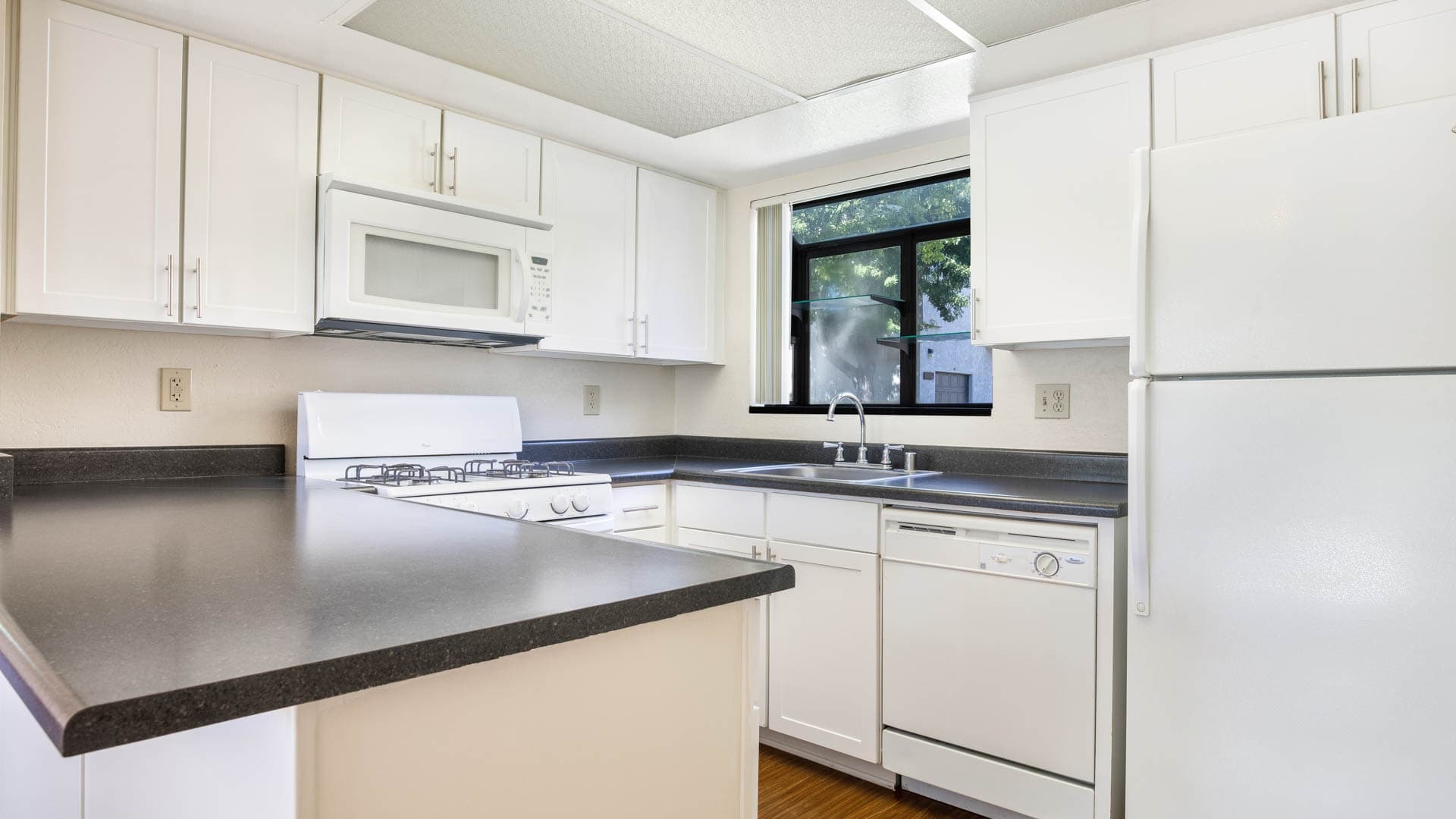 Eagle Canyon Apartments 9 of 35